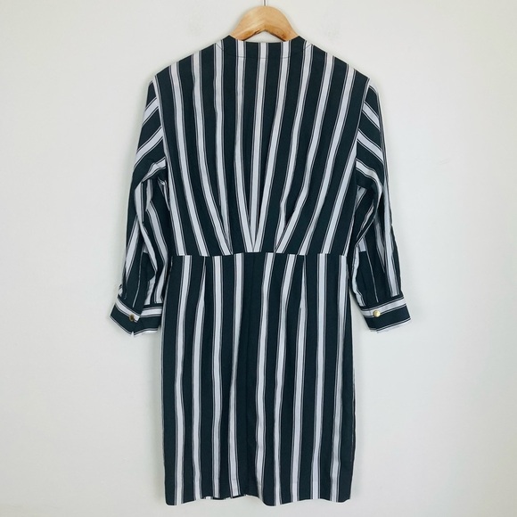 Sandro Paris black and white button front shirt dress with gold button detail. 6 - Picture 4 of 7